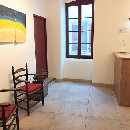 Les Studios De St Guilhem แซ็ง-กีเยม-เลอ-เดแซร์ ภายนอก รูปภาพ
