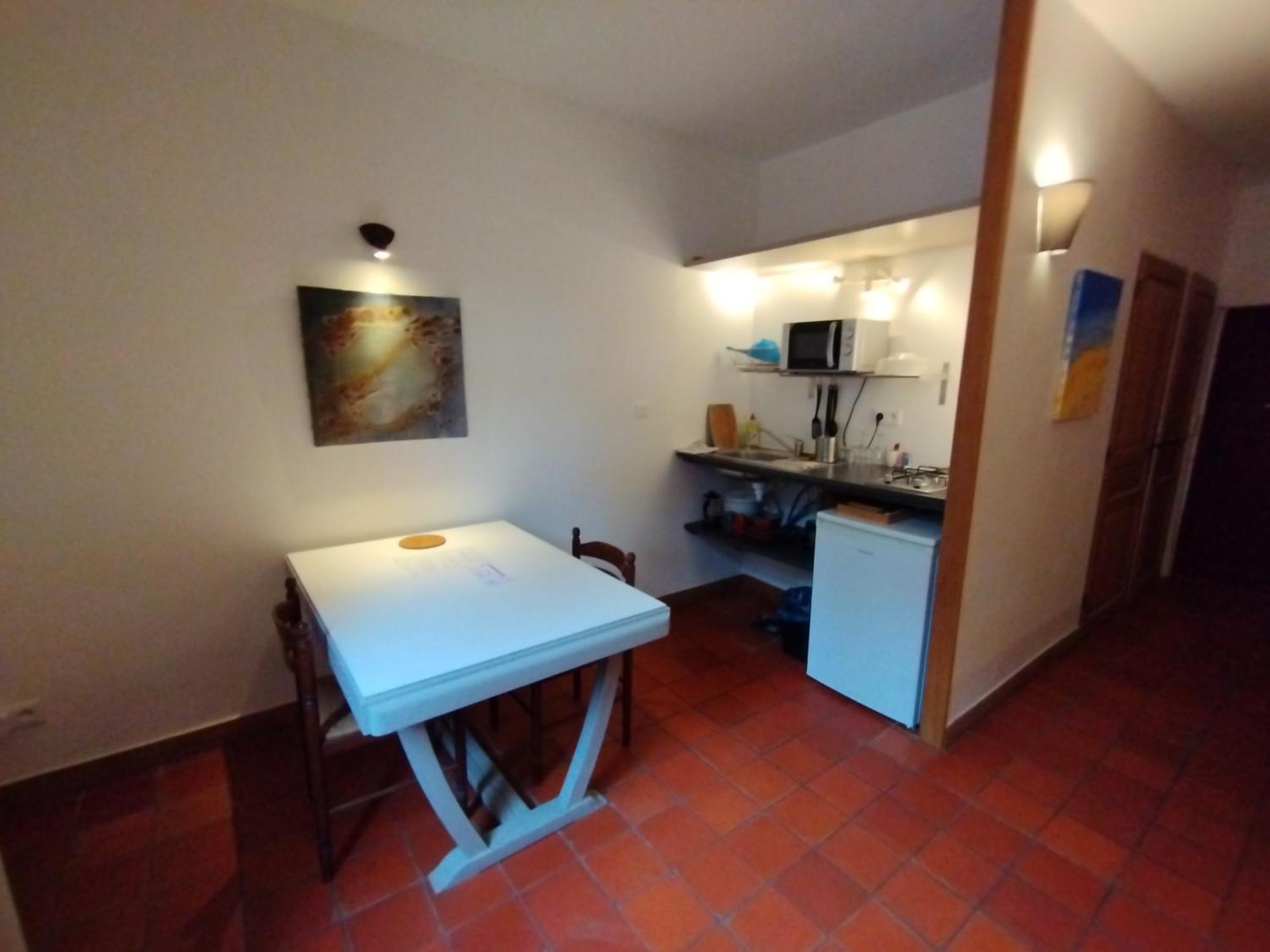 Les Studios De St Guilhem แซ็ง-กีเยม-เลอ-เดแซร์ ภายนอก รูปภาพ